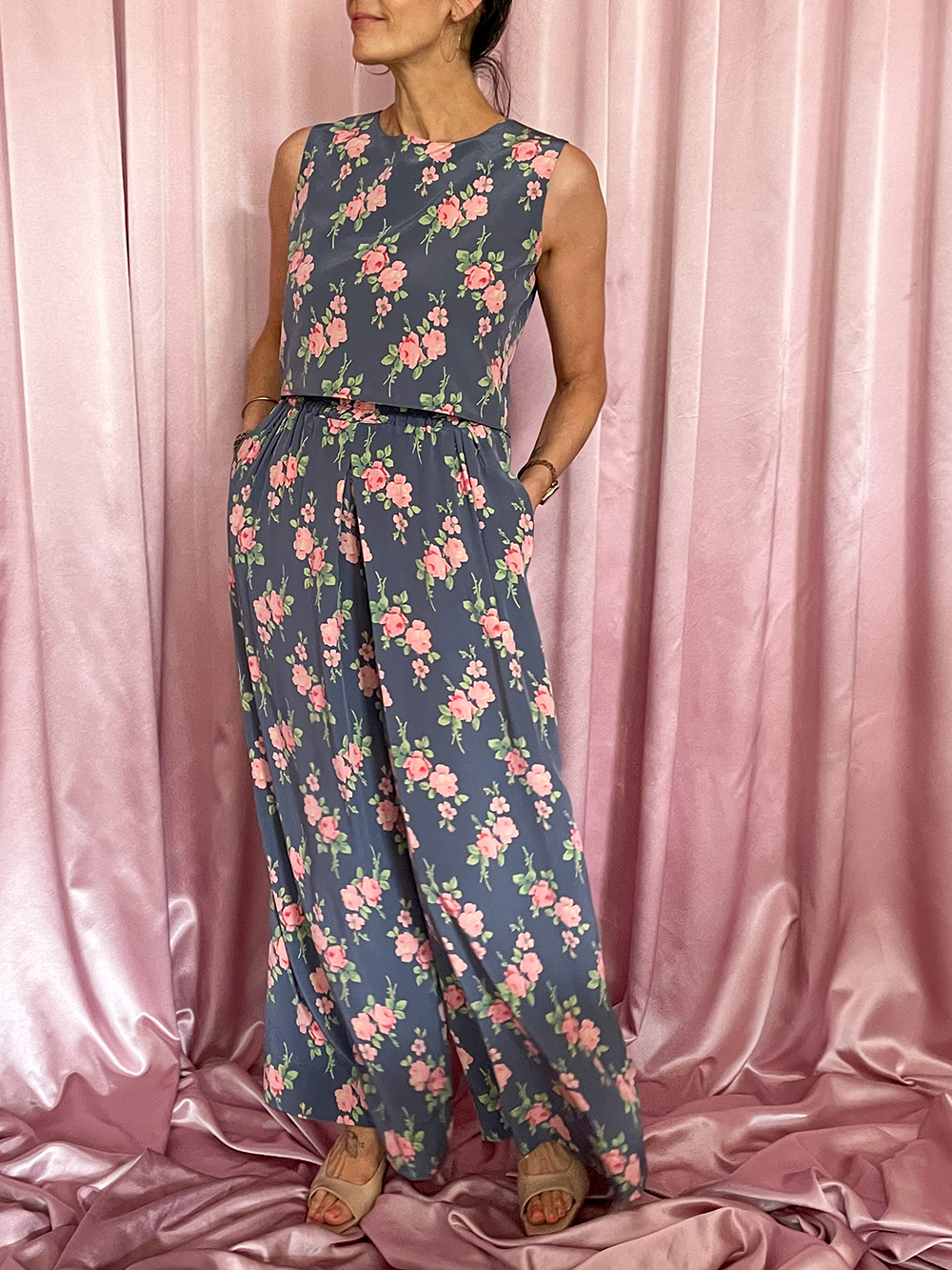 Reversible Foxy Top | grey gardens