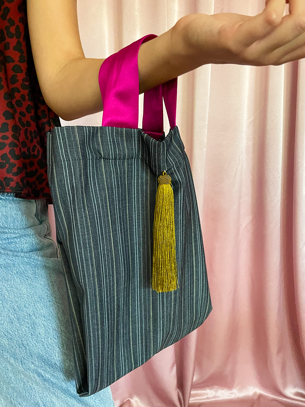 Le Runaround Tassel Tote