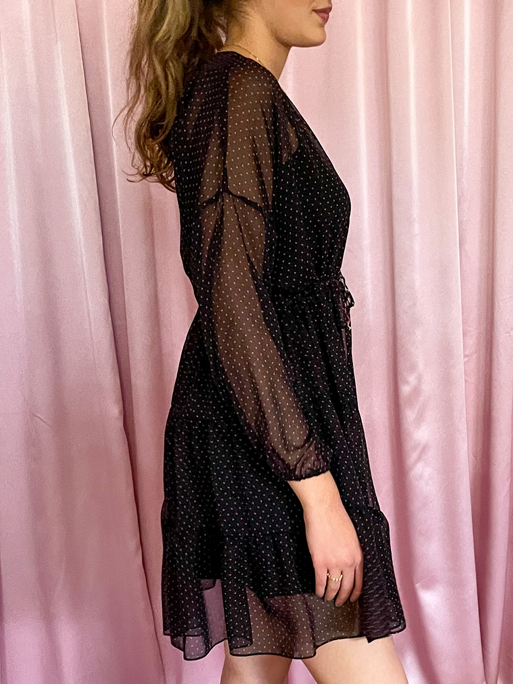 Trish | pink pin dot