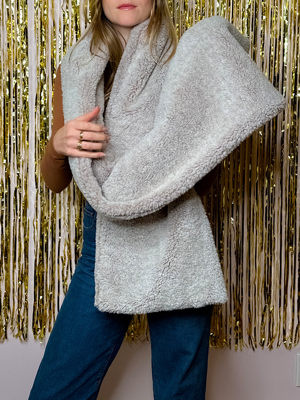 Teddy scarves